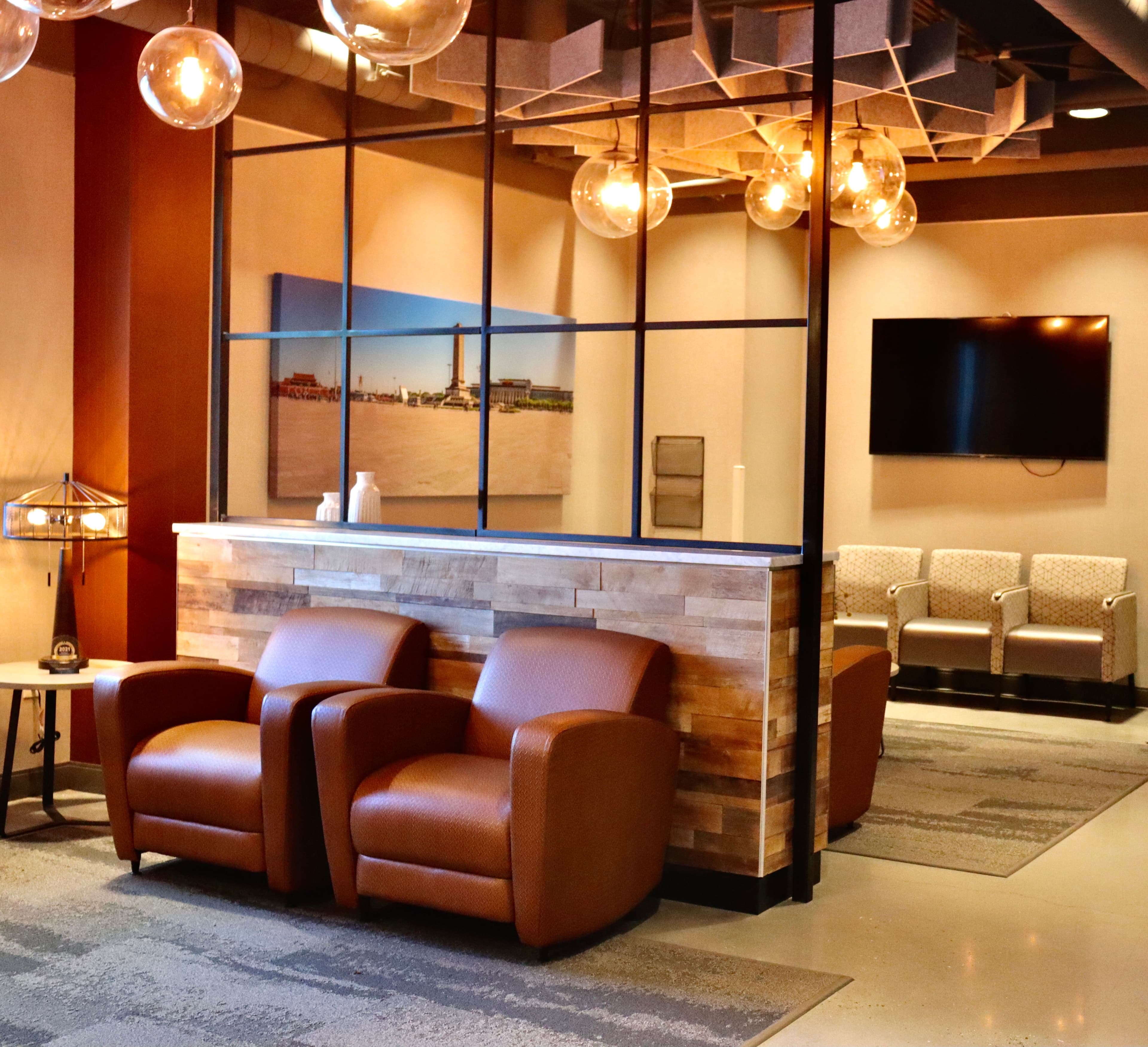 North Atlanta Primary Care at Lawrenceville has a spacious waiting room perfect for patients to relax while waiting for their appointment.