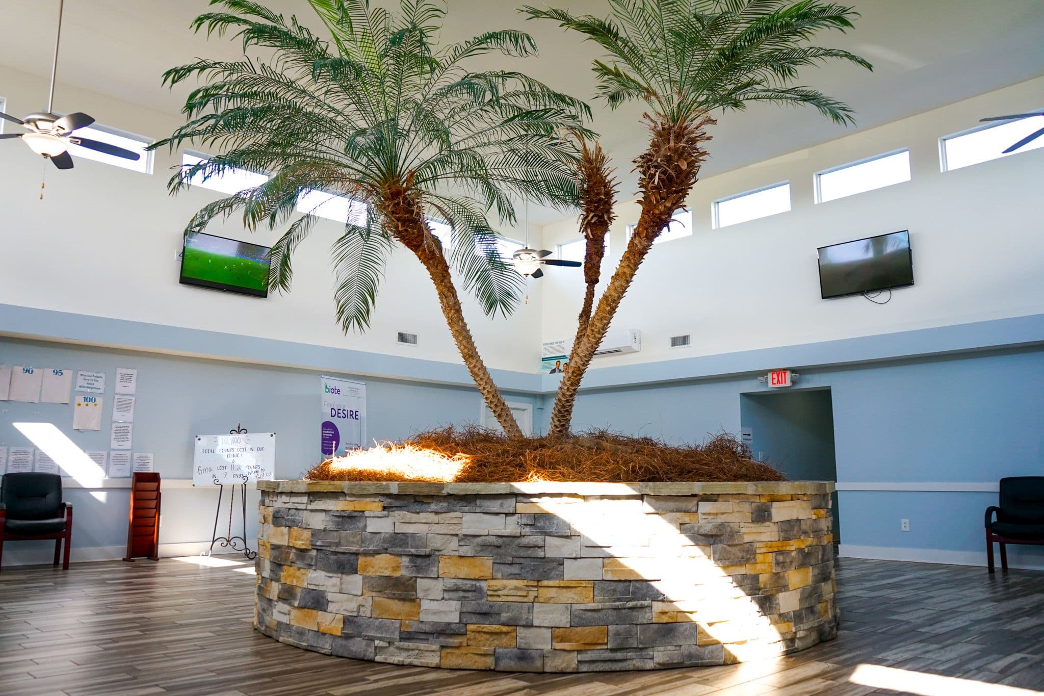 Advanced Medical Associates at South Houston Road has a large lobby where patients can wait for their appointments.