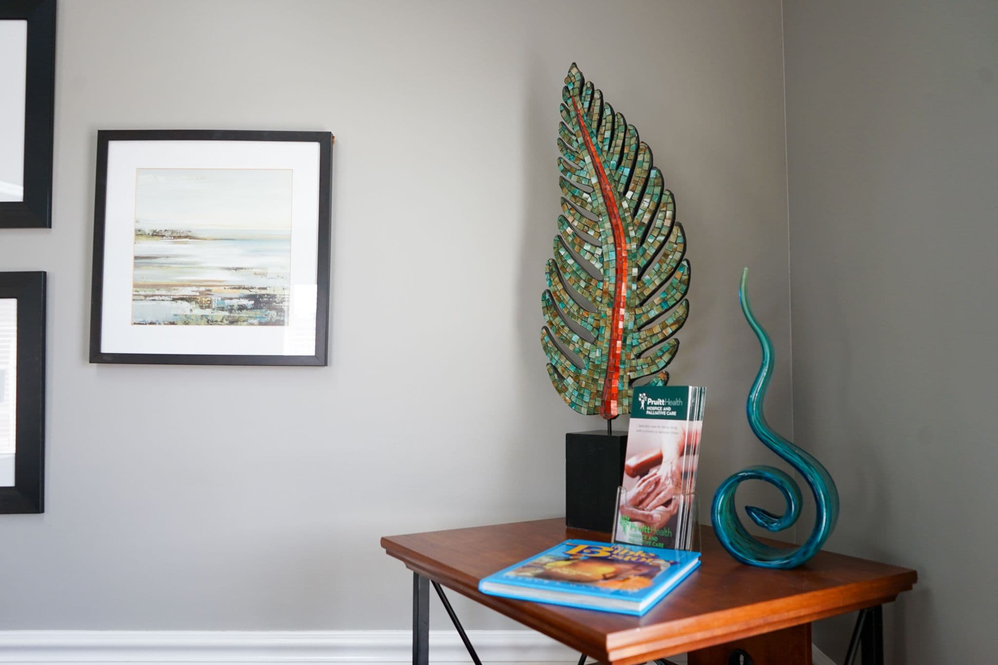 South Georgia Internal Medicine is full of decorations to make waiting on your appointment enjoyable.