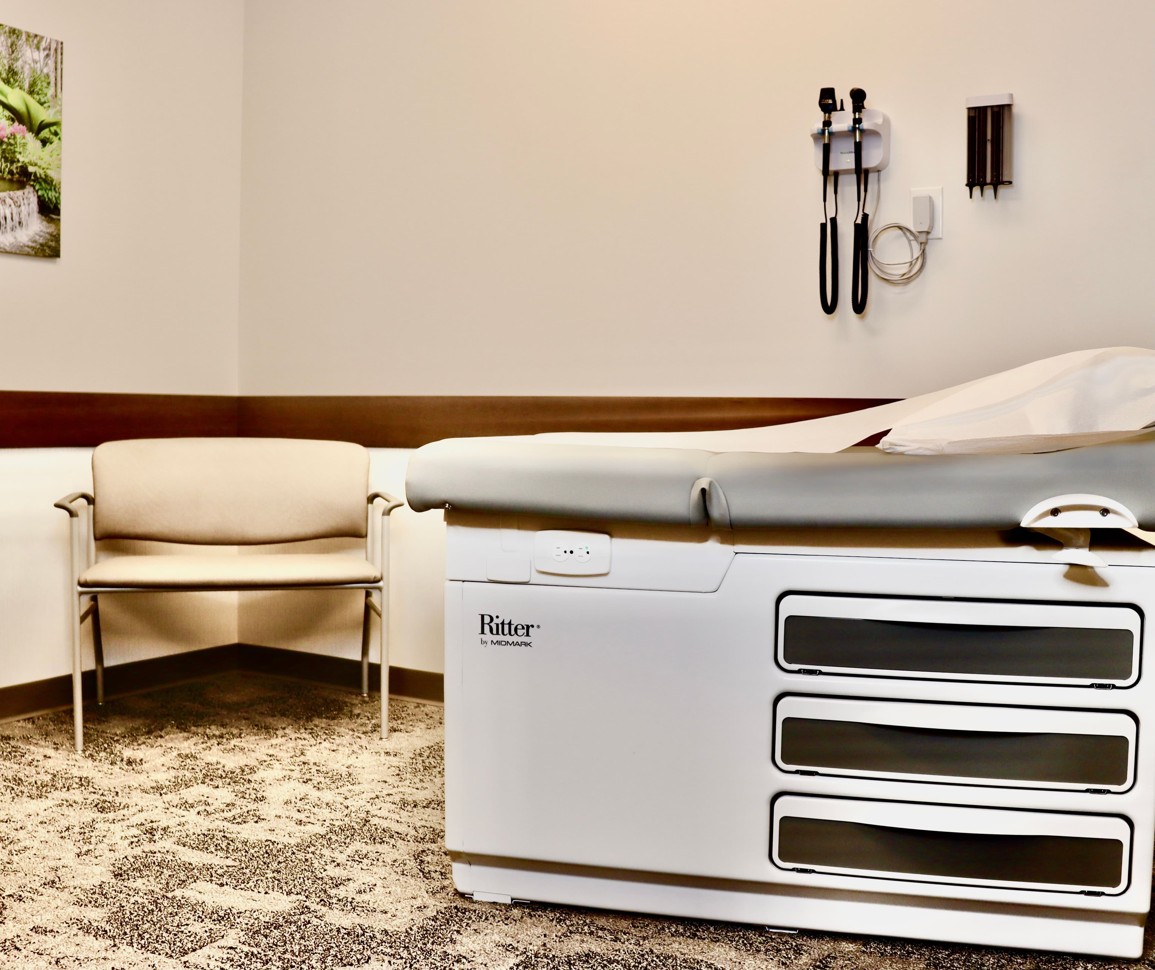 North Atlanta Primary Care at Lawrenceville has state-of-the-art medical equipment for the exam rooms.