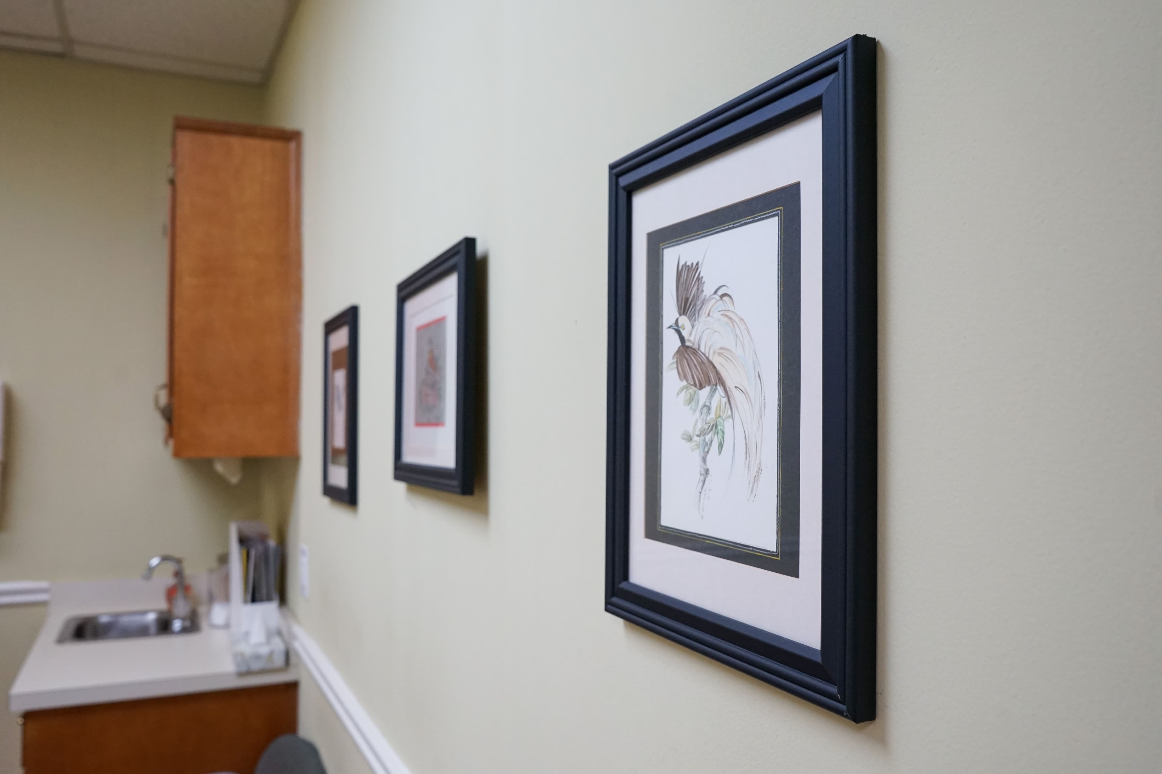 Internal Medicine of Marietta offers artwork on the walls for patients to enjoy.